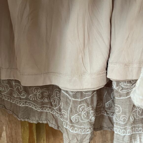 Reba Women's Tan/White Embroidered Tiered Ruffled Maxi Skirt Size M - Picture 5 of 8